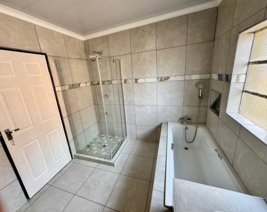 To Let Commercial Property for Rent in Wilgeboom A H North West